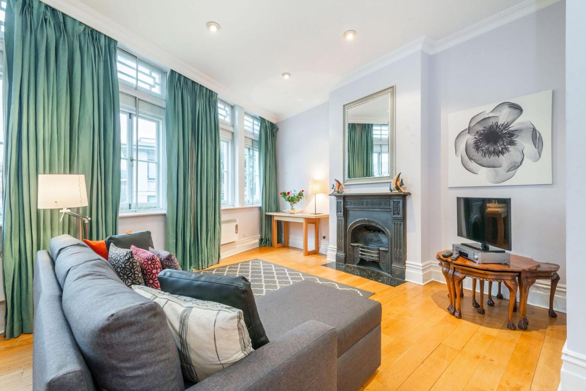 Nelson'S Pad - Trafalgar Square - By Frankie Says Londra Dış mekan fotoğraf